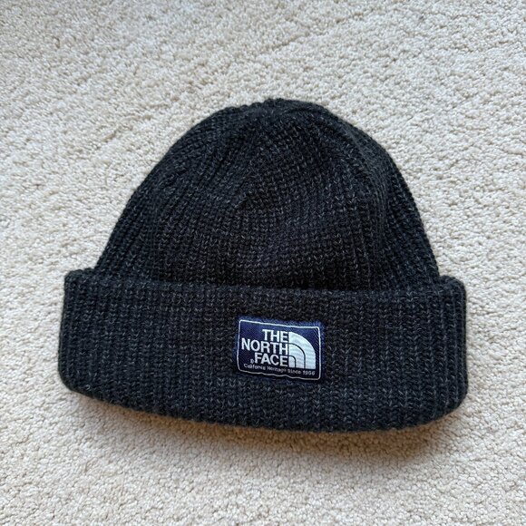 North Face Beanie great condition - Picture 1 of 4